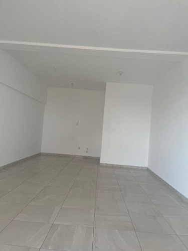 Local En Venta O Renta En La Col. Arbide, Leon, Gto. En Plaza Nicaragua Con Elevador,estacionamiento