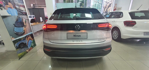 Imagen 10 de 25 de Volkswagen Nivus Highline 200 Tsi At Entrega Inmediarta #22