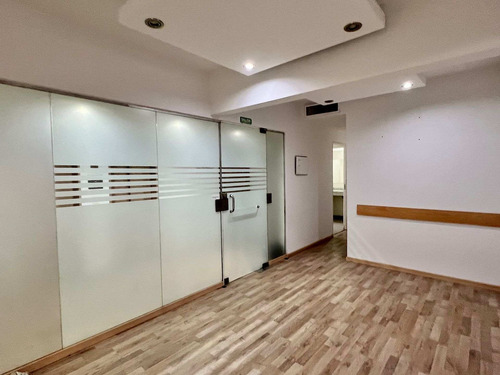 Imagen 24 de 30 de Oportunidad!! Venta Oficina Piso 230m2 + Cochera