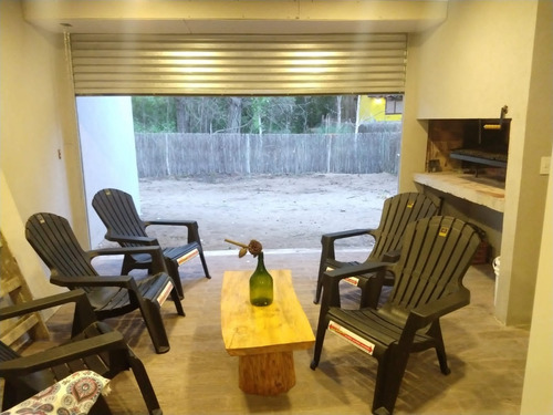 Imagen 7 de 14 de Casa En Mar De Las Pampas. Nueva Y De Categoría. 7 Personas!