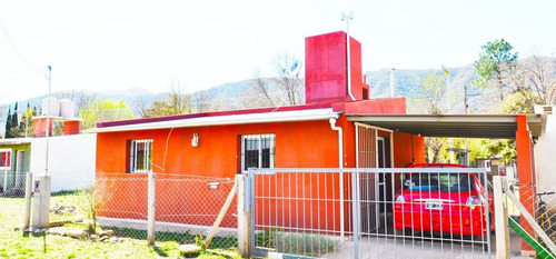 Imagen 4 de 12 de Casa En Venta De 2 Dormitorios C/ Cochera En Bialet Massé