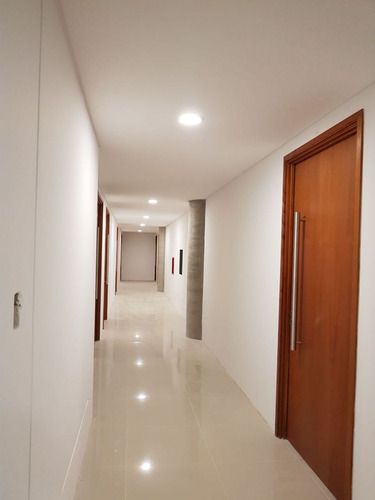 Oficina En Venta Y Alquiler En Villa Sarmiento