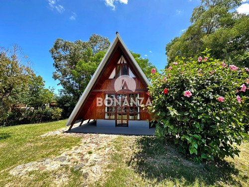 Casa En Venta En San Francisco, Piriápolis. Excelente Oportunidad. A 250 Metros De La Playa.