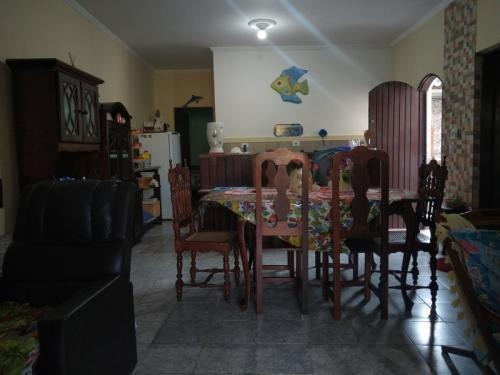 Imagem 10 de 14 de Casa No Litoral Com 2 Quartos, Analisa Oferta À Vista | 8399