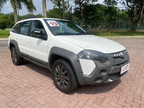 Fiat Weekend 1.8 16v Adventure Flex 5p