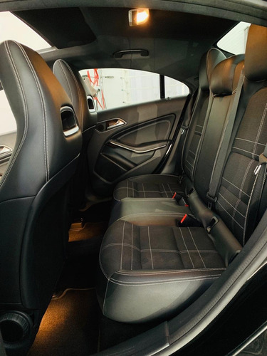 Mercedes-benz Cla200 First Edition 2014
