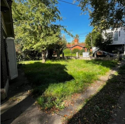 Casa En Venta - 2 Dormitorios 1 Baño - 1.280mts2 - Villa Elisa, La Plata