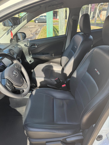 Toyota Etios 1.5 Platinum At
