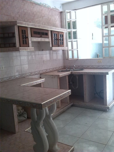 Imagen 10 de 14 de Casa En Urb Los Bucares