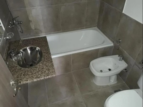 Imagen 8 de 12 de Departamento Un Dormitorio Con Quincho