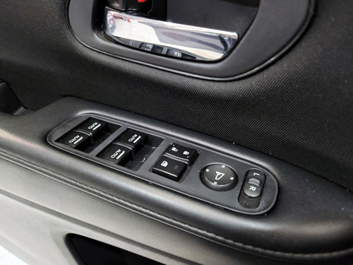 Imagen 18 de 25 de Honda Hr-v 1.8 Lx 2wd Cvt 2016