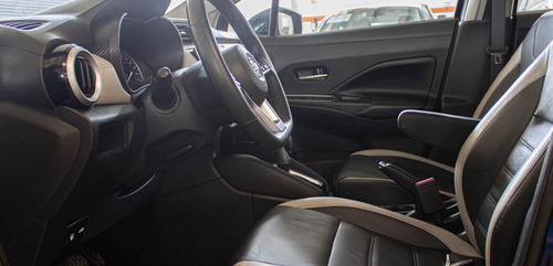 Imagen 3 de 8 de Nissan Versa 2020 1.6 Exclusive Navi At