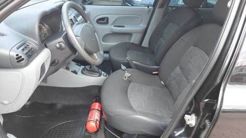Clio Hatch 1.0 4p
