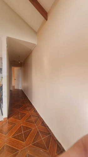 Sitio C/casa Calle Neptuno 1dorm/1baño (85730)