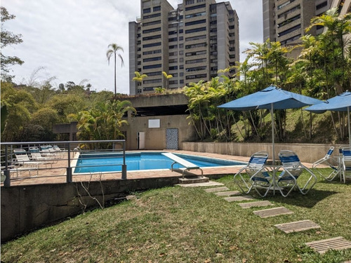Exclusivo Apartamento En Venta En Alto Hatillo En Calle Cerrada
