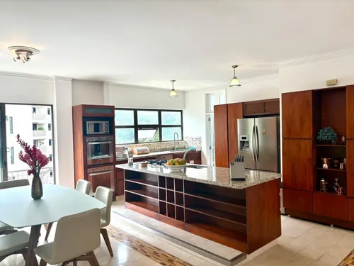 Espectacular Penthouse De Dos Niveles En El Poblado. Código 44