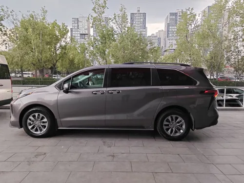 Toyota Sienna 3.5 Xle At