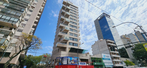 Venta Departamento 4 Ambientes - Av Del Libertador - Vicente Lopez.