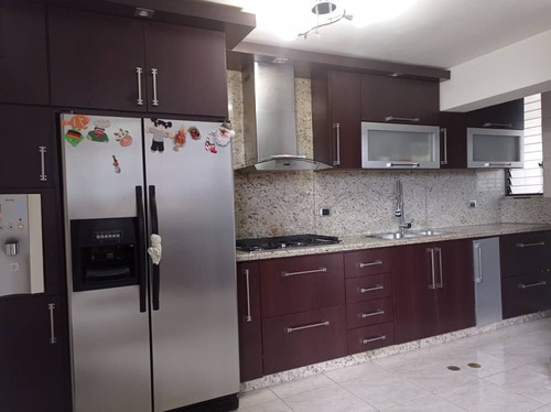 Imagen 5 de 19 de Bello Penthouse Frutas Condominio Guatire