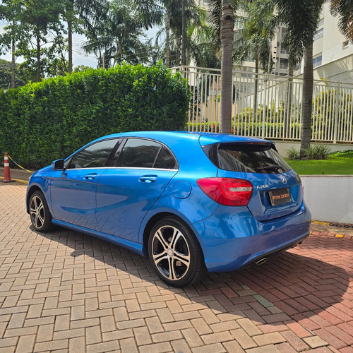 Mercedes-Benz Classe A 1.6 Urban Turbo 5p