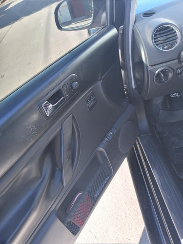 Volkswagen New Beetle 2.5 Sport