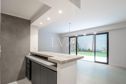 Venta Departamento 5 Ambientes Con Patio Recoleta