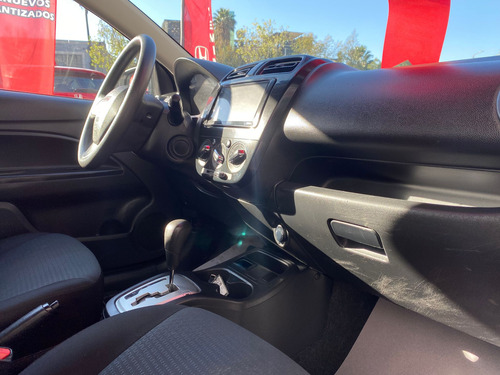 Dodge Attitude 1.2 Se At