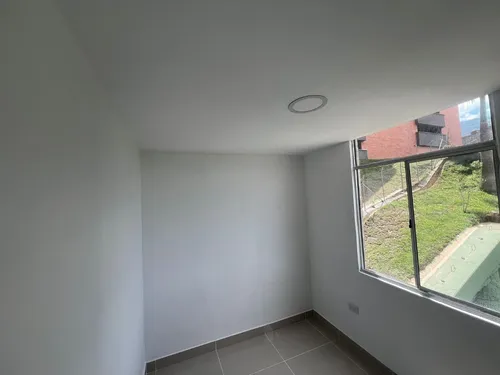 Se Arrienda Apartamento En Altos De Calasanz