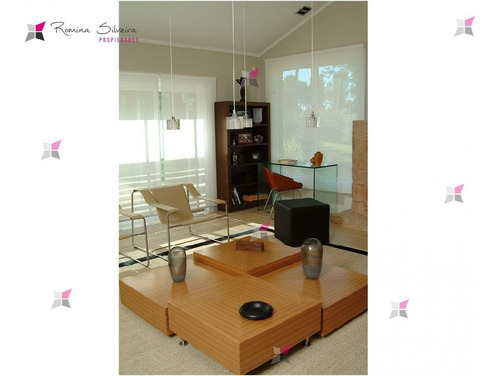 Casa En Golf, 5 Dormitorios *- Ref: 7618