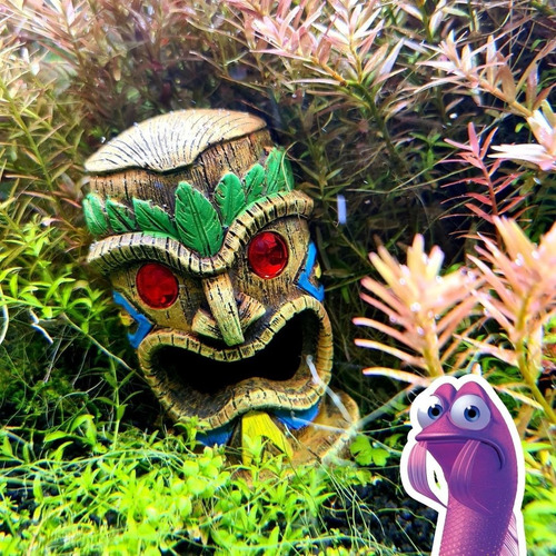 Imagen 3 de 7 de Mascara Tiki Con Ojos De Rubies Adorno De Acuario Penn Plax