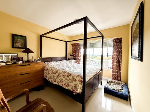 Excelente Departamento En Alquiler, 2 Ambientes Con Balcón Y Cochera En Martínez