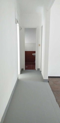 Apartamento En Parque Batlle, Frente Al Clínicas 1 Dorm. Lum