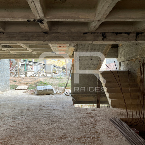 Qr Bienes Raices Ccs Vende Townhouse En Construcción En La Tahona En Excelente Precio