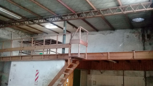 Imagen 7 de 13 de Vta Galpon Con Entrepiso Y Local