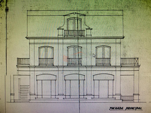Local Sobre Avd. Gorlero En Punta Del Este, Península, Venta Alquiler, Amplio Local En Planta Baja + Otro En Sub Suelo Independiente + 2 Apartamentos- Ref: 21752
