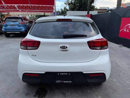 Imagen 5 de 15 de Kia Rio 2020 1.6 Lx Hatchback Mt
