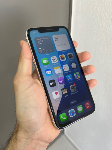 Apple iPhone 11 (64 Gb) - Blanco (Usado)