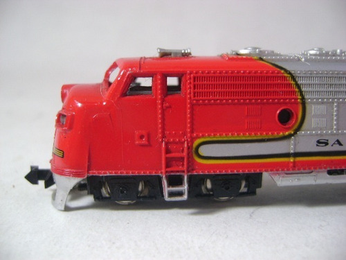 Imagen 7 de 10 de Nico Loco Diesel F7 N°215 Santa Fe Trix N (len 28)