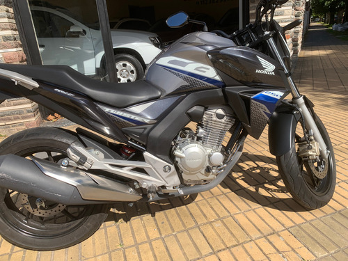 La Moto Esta Nueva
