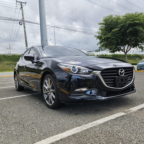 Mazda 3 Hatchback Touring 2018