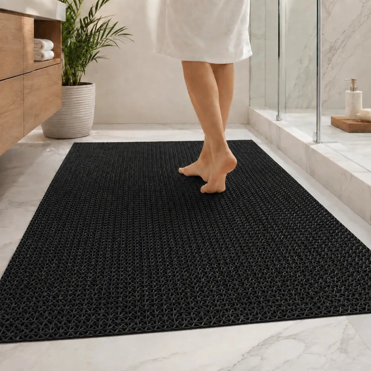 Tapete Antiderrapante para Banheiro Box Piscina 1,00 X 0,60 cm Emborrachado Premium Ivalar preto