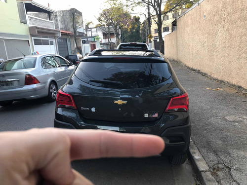 Chevrolet Onix 2018 1.4 Activ Aut. 5p