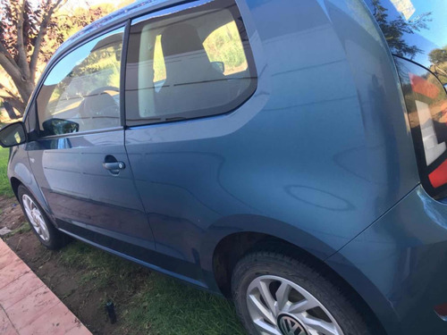 Volkswagen Up! 2017 1.0 High Up! 75cv 3 P