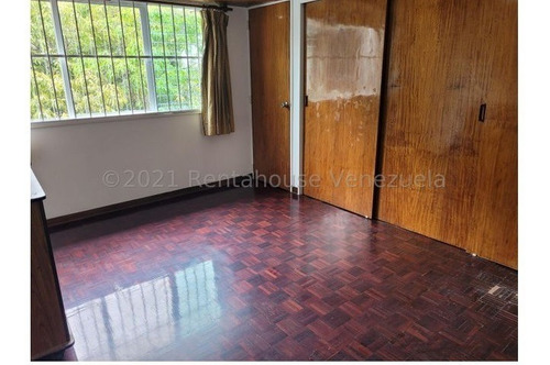 Imagen 9 de 11 de Rf Apartamento En Venta En Santa Eduvigis Para Remodelar Muy Bien Mantenido Buena Oportunidad Mls #22-11168 Isabel Fragozo Rent A House