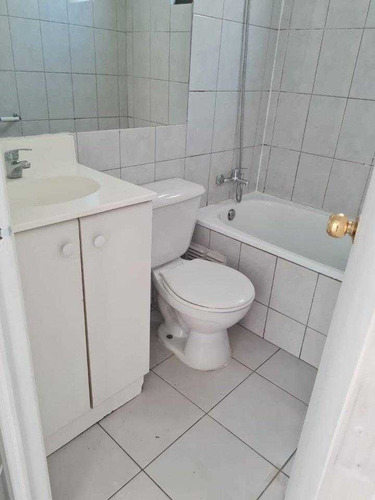 Deprtamento Renovado, Un Dormitorio, Cerca Metro La Chile