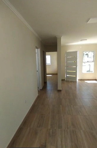 En Venta! Casas A Estrenar En Aldea Valle María! 2 Dorm.