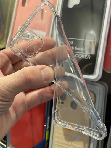 Imagen 4 de 7 de Funda Protector Transparente Samsung A22 5g Tpu Silicona