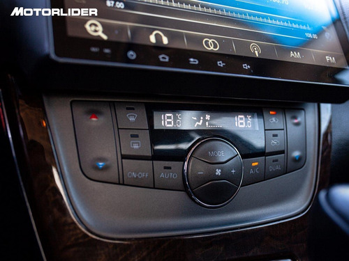 Imagen 21 de 25 de Nissan Sentra 1.8 Exclusive Cvt | Permuta / Financia
