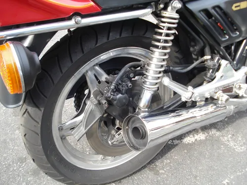 Cbx 1047