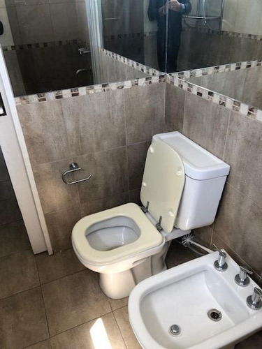 Imagen 12 de 14 de Departamento Tipo Casa En Venta En Lanus Oeste